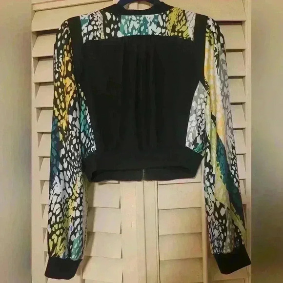 Colorful Cropped Jacket by BCBG MaxAzria - Picture 2 of 10